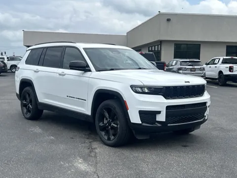 Used 2023 Jeep Grand Cherokee L for sale in Benton, KY